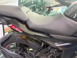 Bajaj Pulsar N160 Premium 2026