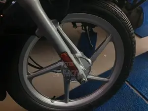 Bajaj CT100 2026