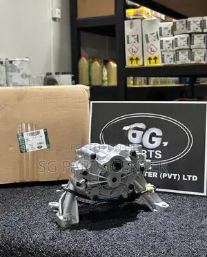 Land Rover - Oil And Vacuum Pump