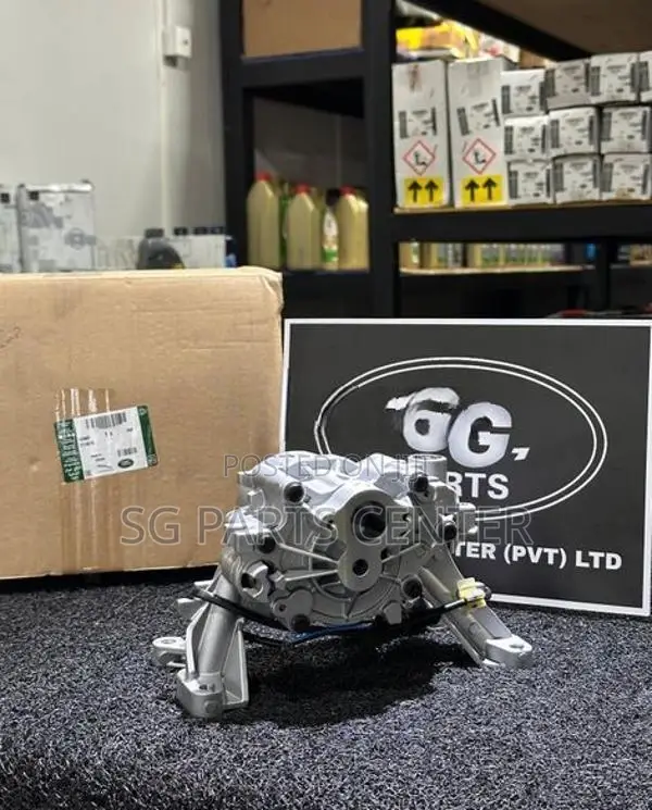 Land Rover - Oil And Vacuum Pump