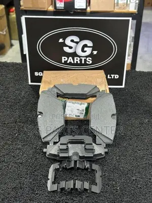 Land Rover - Rear Brake Pads