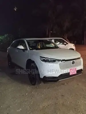 Honda Vezel Z Premiun 10 Speaker 2026