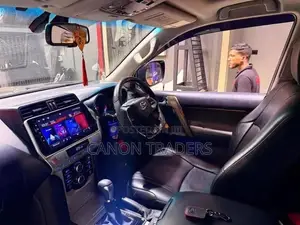Land Cruiser Prado 150 Interior