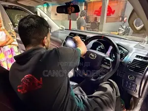 Land Cruiser Prado 150 Interior