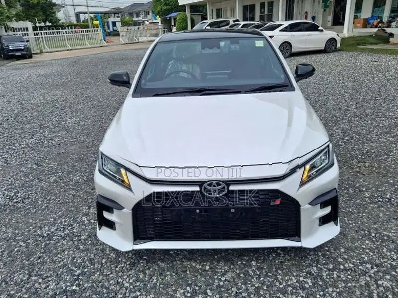 Toyota Yaris Ativ 1.5 HEV GR Sport 2026