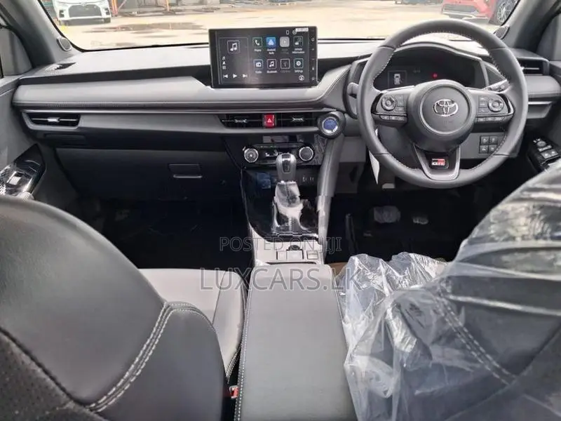 Toyota Yaris Ativ 1.5 HEV GR Sport 2026