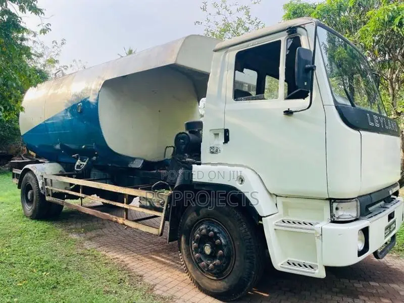 Ashok Leyland SS Bowser 1990