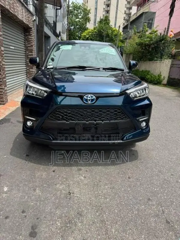 Toyota Raize Hybrid 2024