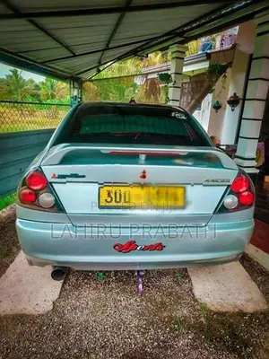 Mitsubishi Lancer 1998