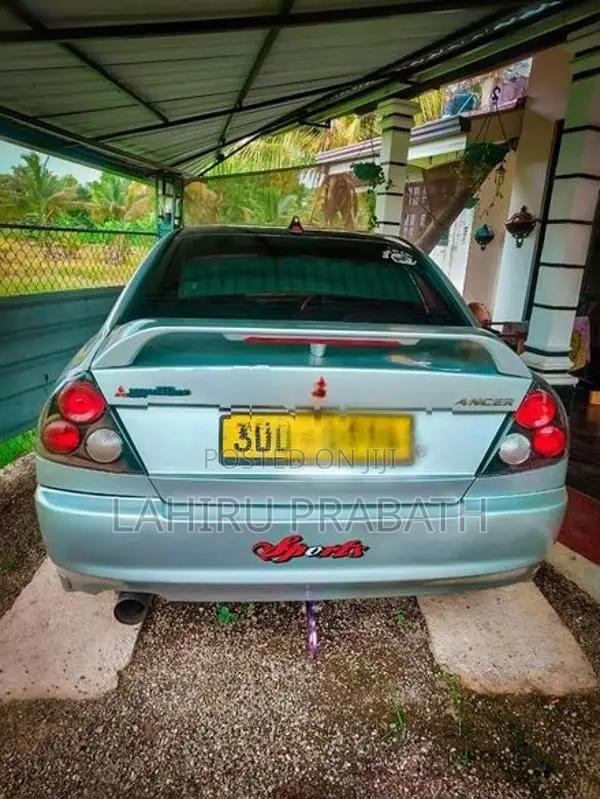 Mitsubishi Lancer 1998