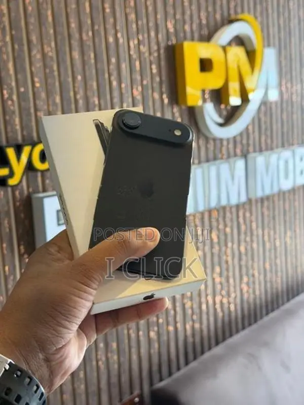 Apple iPhone Air 256GB (Used)