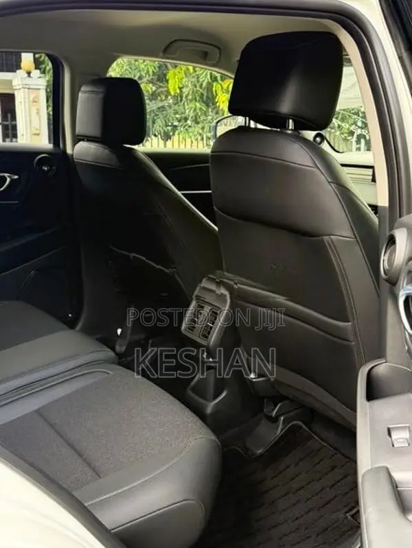 Honda Vezel Z Premium 2025