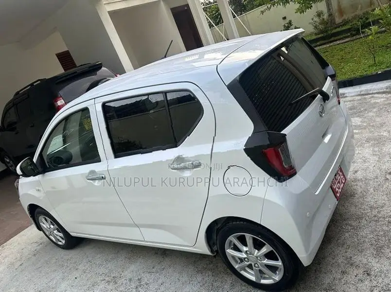 Daihatsu Mira G Grade 2025