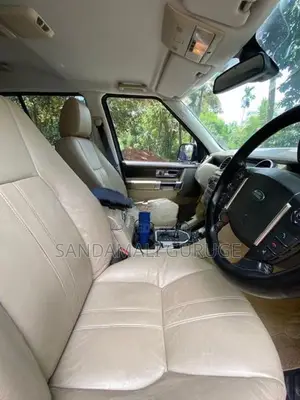 Land Rover Discovery 2013 2011