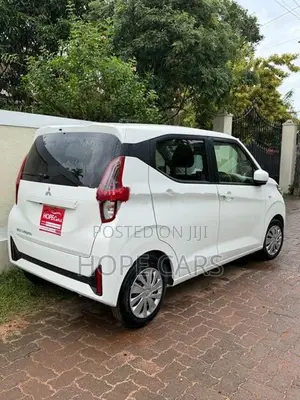 Mitsubishi eK Wagon G Grade 2025