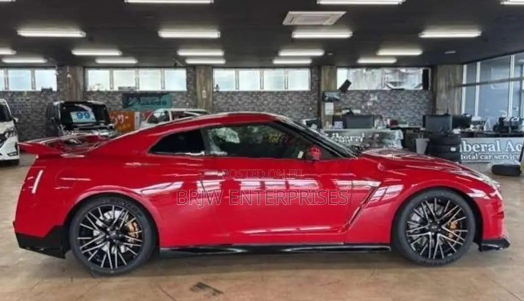 Nissan GT-R Nismo-Black edition 2025
