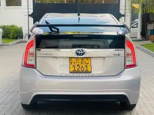 Toyota Prius 2012