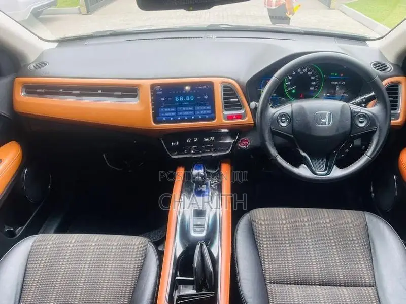 Honda Vezel 2015