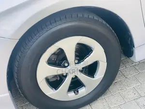 Toyota Prius 2012