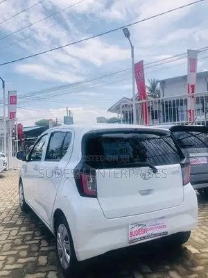 Daihatsu Mira 2024