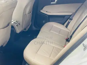 Mercedes Benz E200 2011