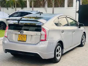 Toyota Prius 2012