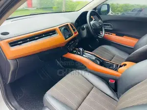 Honda Vezel 2015