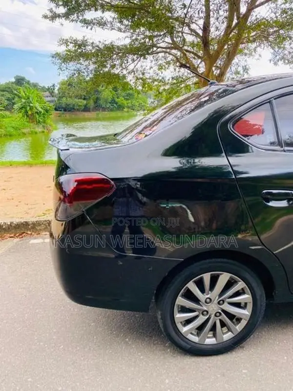 Mitsubishi Attrage 2018