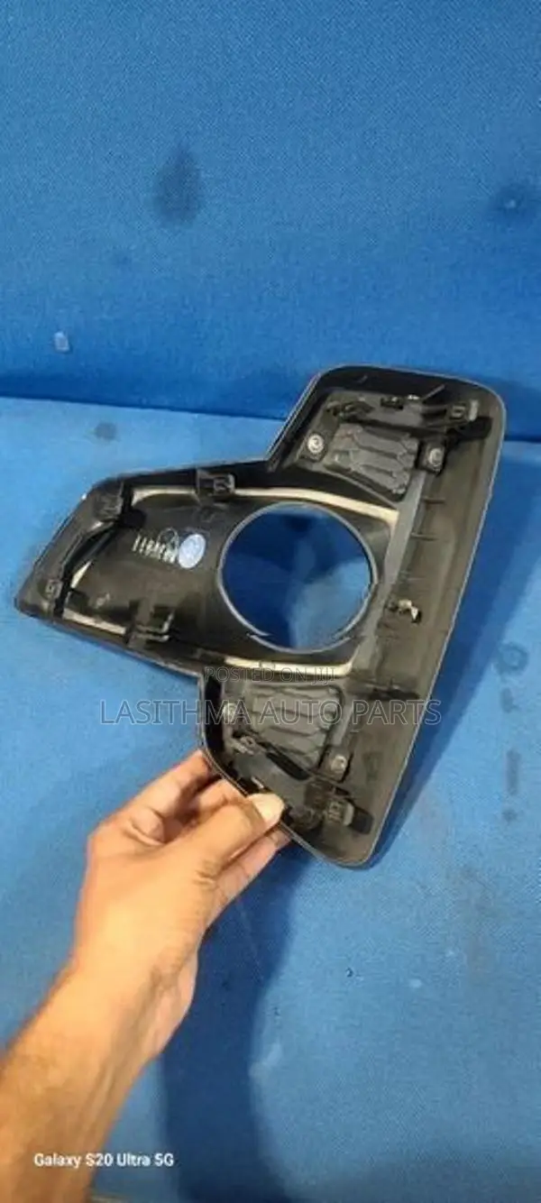 Hilux Revo Fog Cover