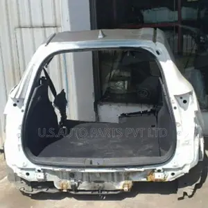 Honda Vezel RU3 Rear Cut Panel