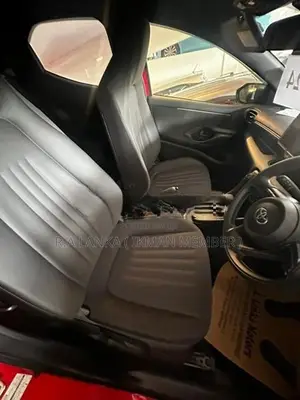 Toyota Yaris X Grade 2024