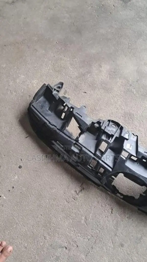 Prius 50 Upper Grill