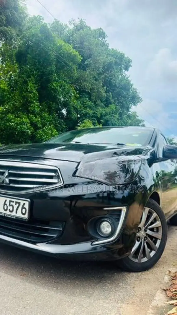 Mitsubishi Attrage 2018