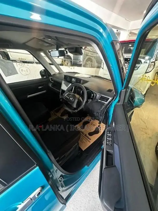 Toyota Roomy X Grade 2025