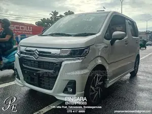 Suzuki Wagon R Custom Z 2024