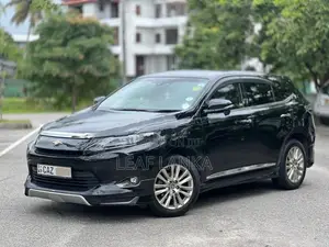 Toyota Harrier 2016