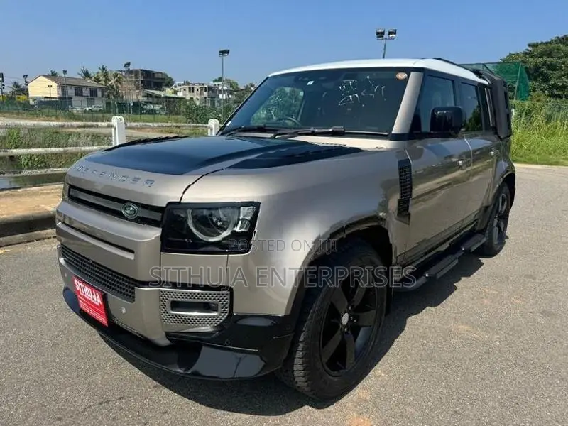 Land Rover Defender HSE 2023