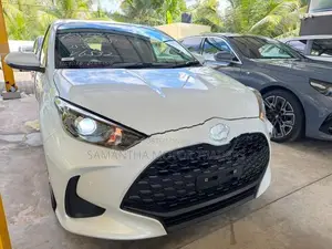 Toyota Yaris X Grade 2025