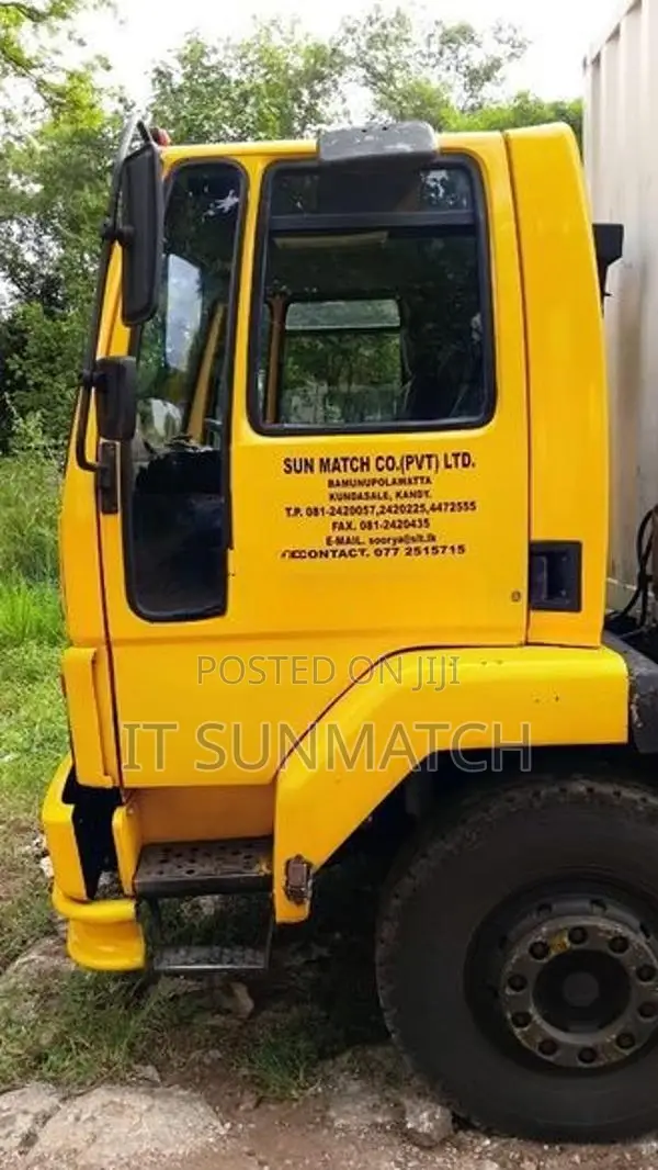 Ashok Leyland Comet Tipper 1613 2009