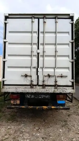 Ashok Leyland Tusker Super 1618 2011