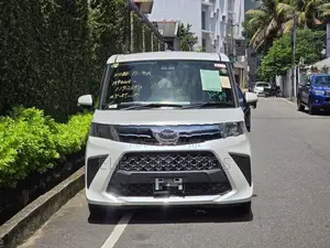 Toyota Roomy G 2025