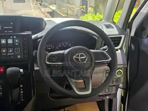 Toyota Roomy G 2025