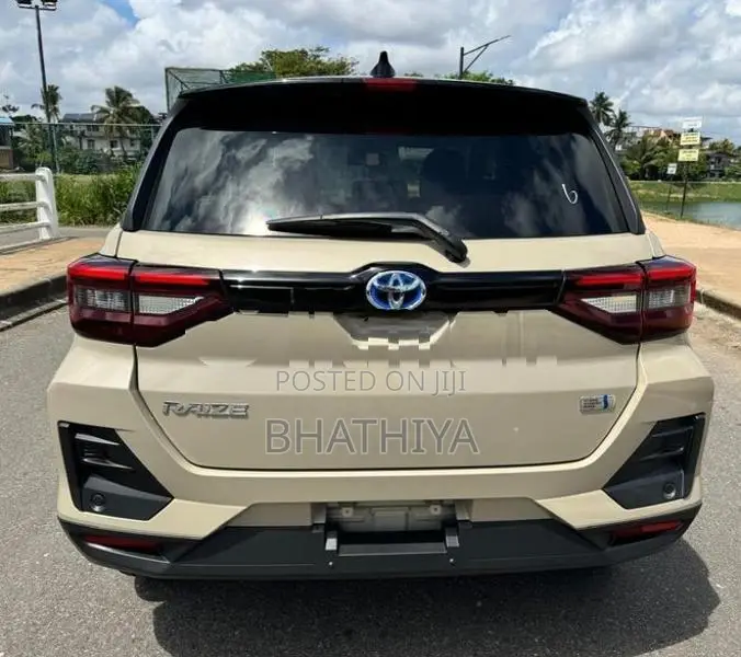 Toyota Raize Hybrid 2025