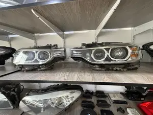 BMW 318 2015 Head Light