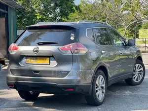 Nissan X-Trail 2016