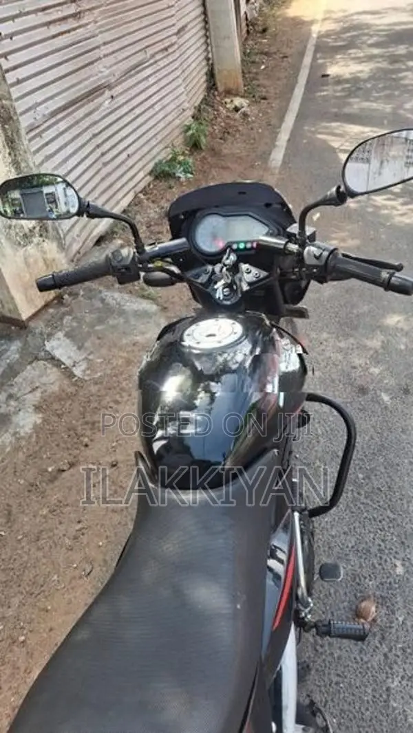 Bajaj Pulsar 150 2010