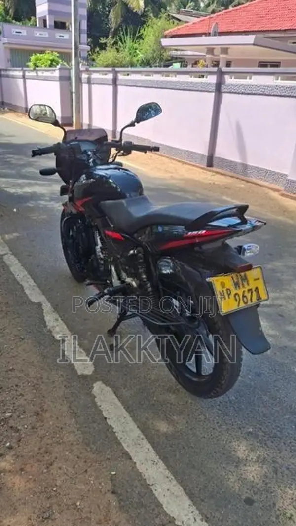 Bajaj Pulsar 150 2010