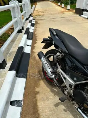 Bajaj Pulsar 180 2008