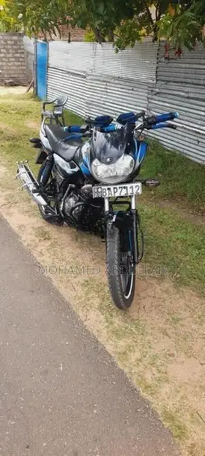 Bajaj Discover 2013
