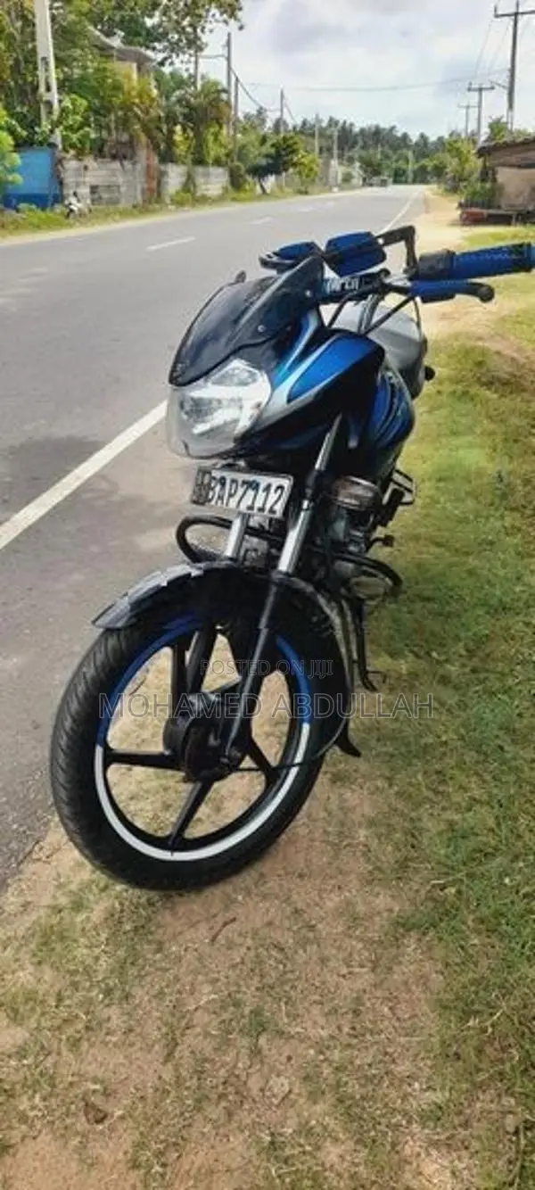Bajaj Discover 2013